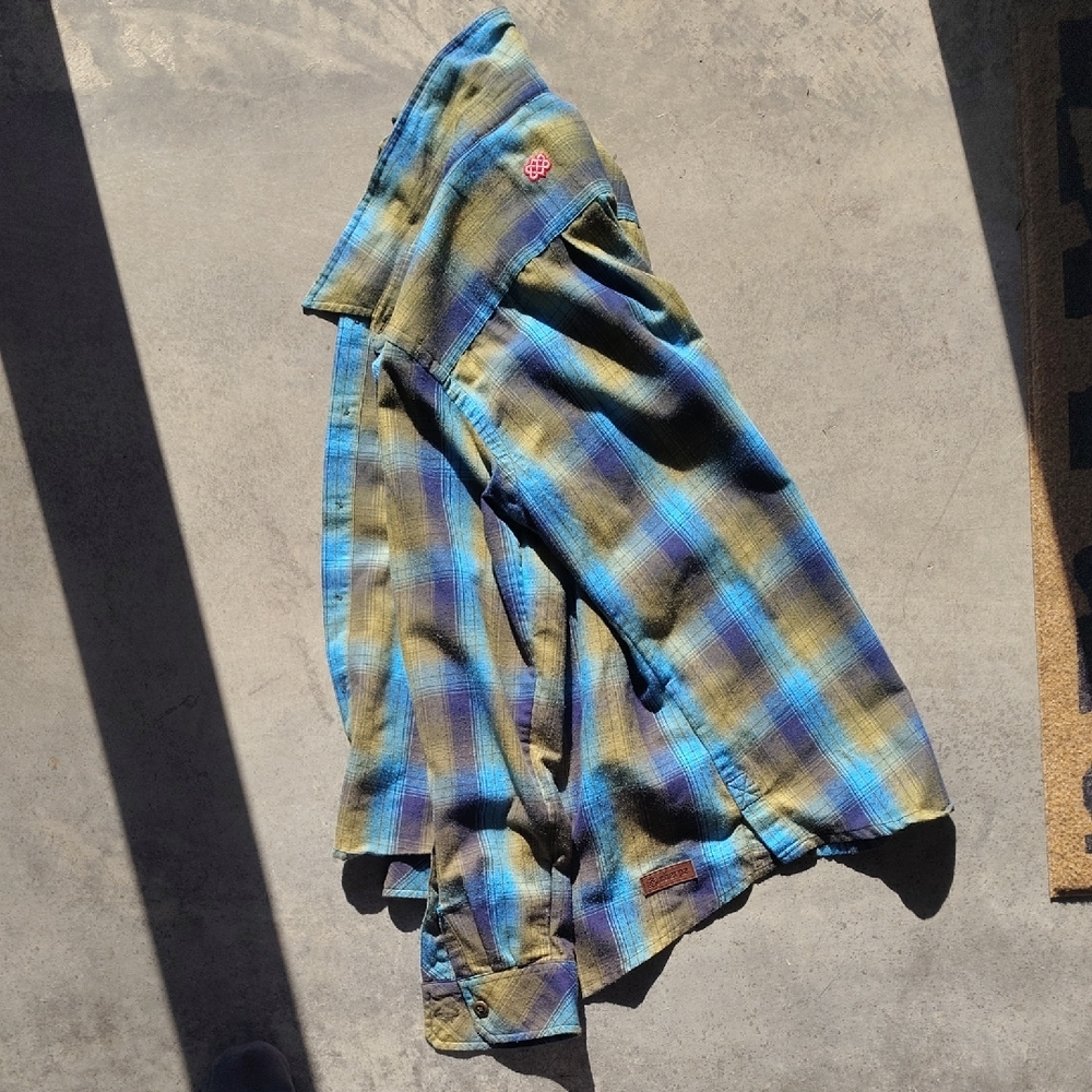 Sherpa Plaid Casual Button Down Shirt - Picture 5 of 5